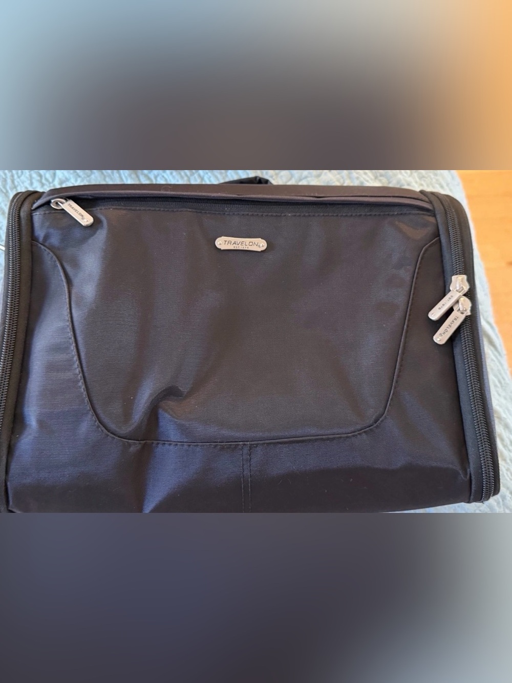 Travelon Black Toiletry Kit, Great Condition And Perfect For Travel!